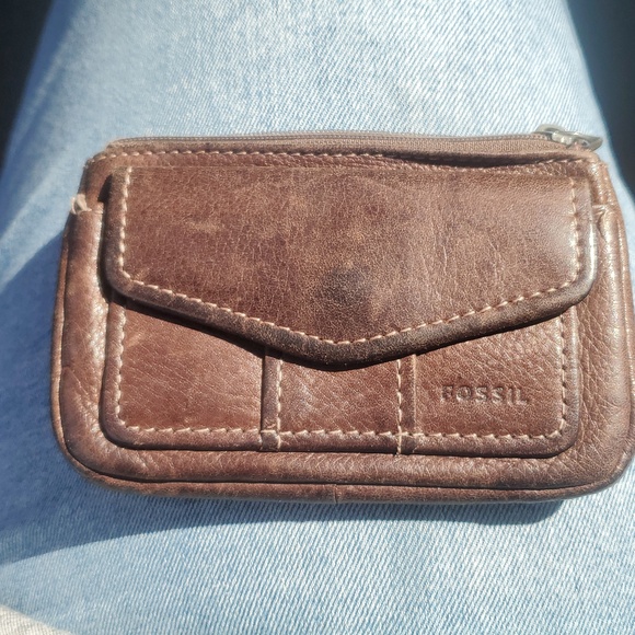 Fossil Brown Leather Card Holder - Picture 1 of 5